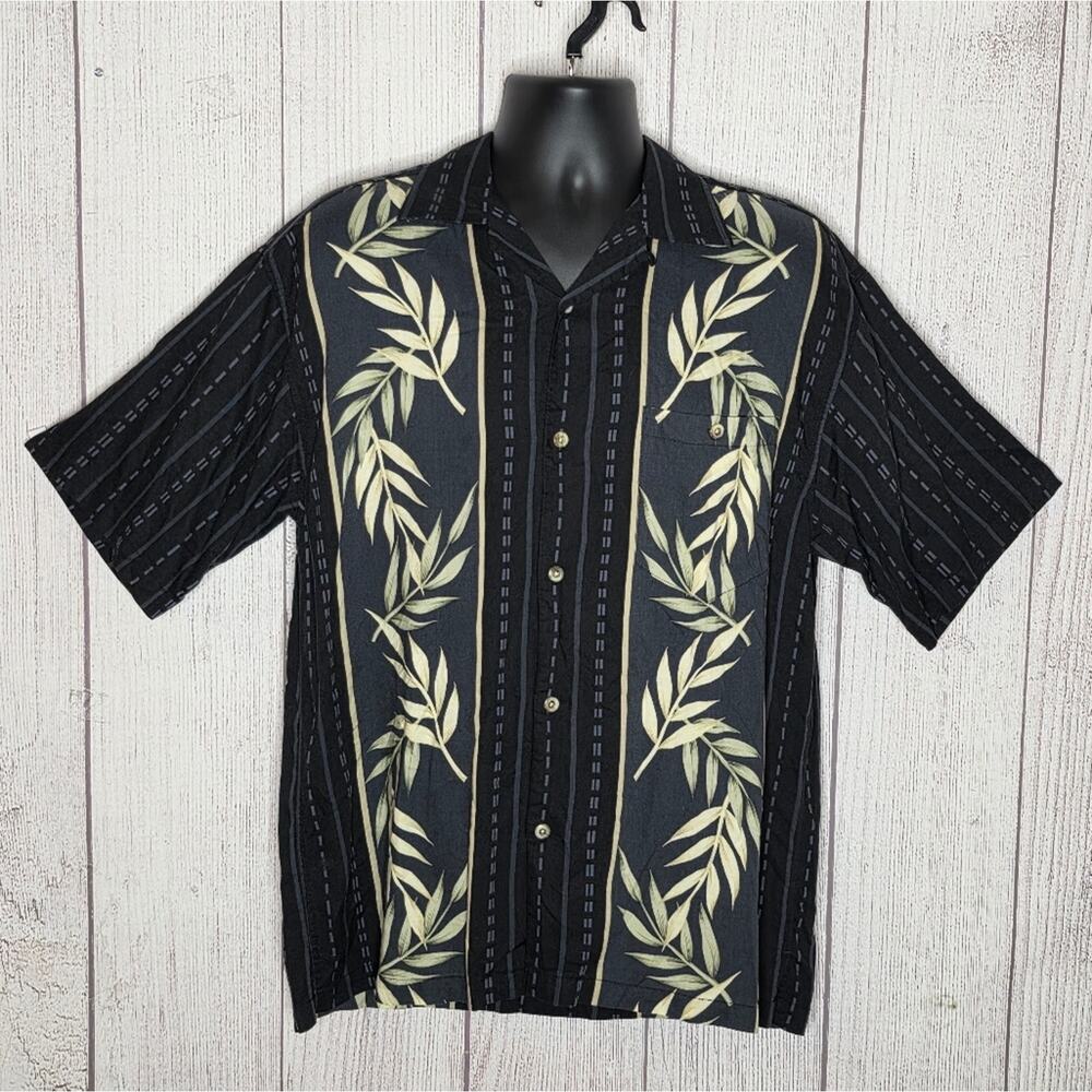 VTG Hilo Hattie Hawaiian Shirt | Black Leaf Print Rayon Button Up | Size M